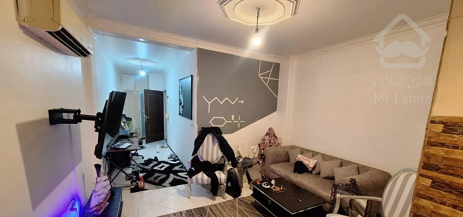 آپارتمان ۴۴ متری/غرق نور