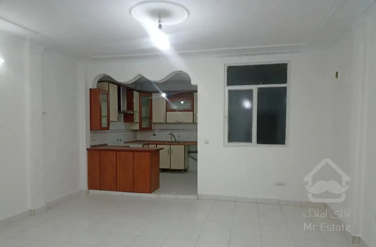 58متر آپارتمان یک خواب/ آسانسور*مسلم جنوبی