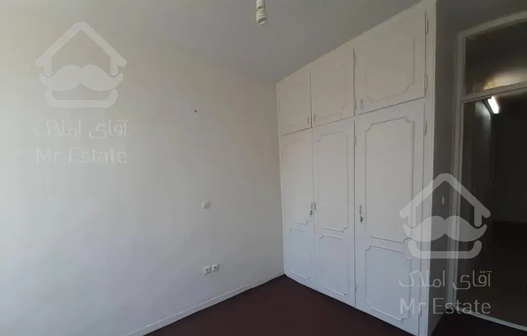 ۱۰۵متر ۲خوابه فلکه سوم با پارکینگ و انباری و تراس