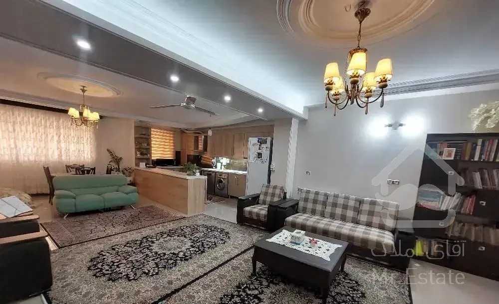 فروش اپارتمان 118متر بسیار تمیزودنج بلوار پاسداران