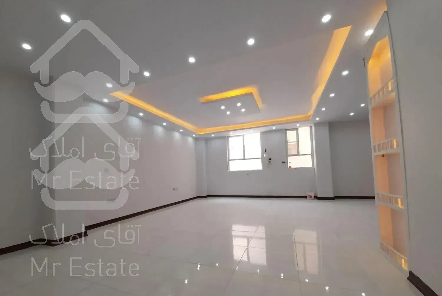 آپارتمان ۹۳متری سنددار دوم غربی شاهین ویلا