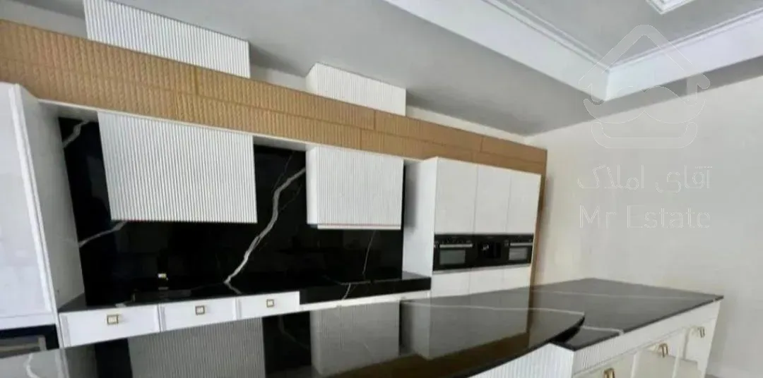 فروش آپارتمان ۱۸۵ متری ۳ خوابه در سجاد شهر