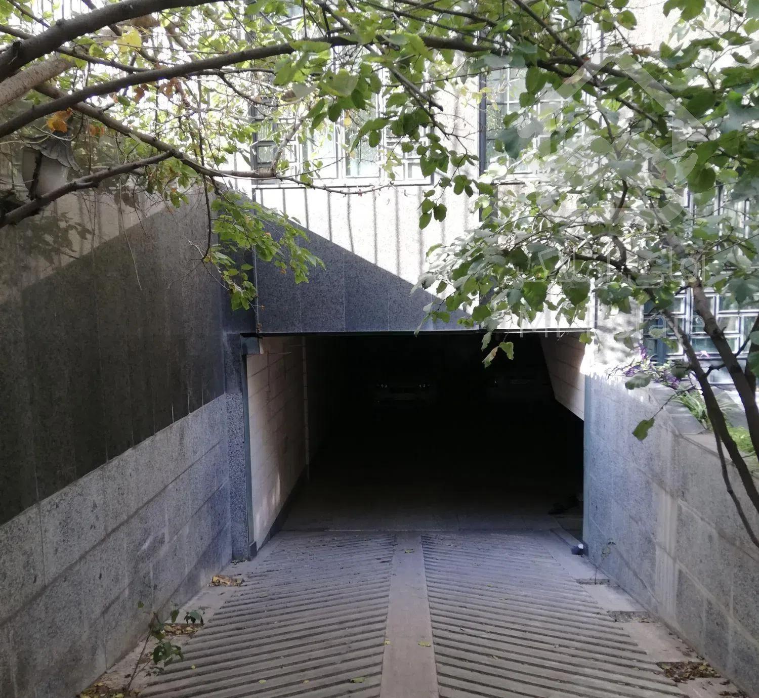 180 مـتــر 3 خـواب  دوبلــکس  ولـیـعـصر  زرتـشــت