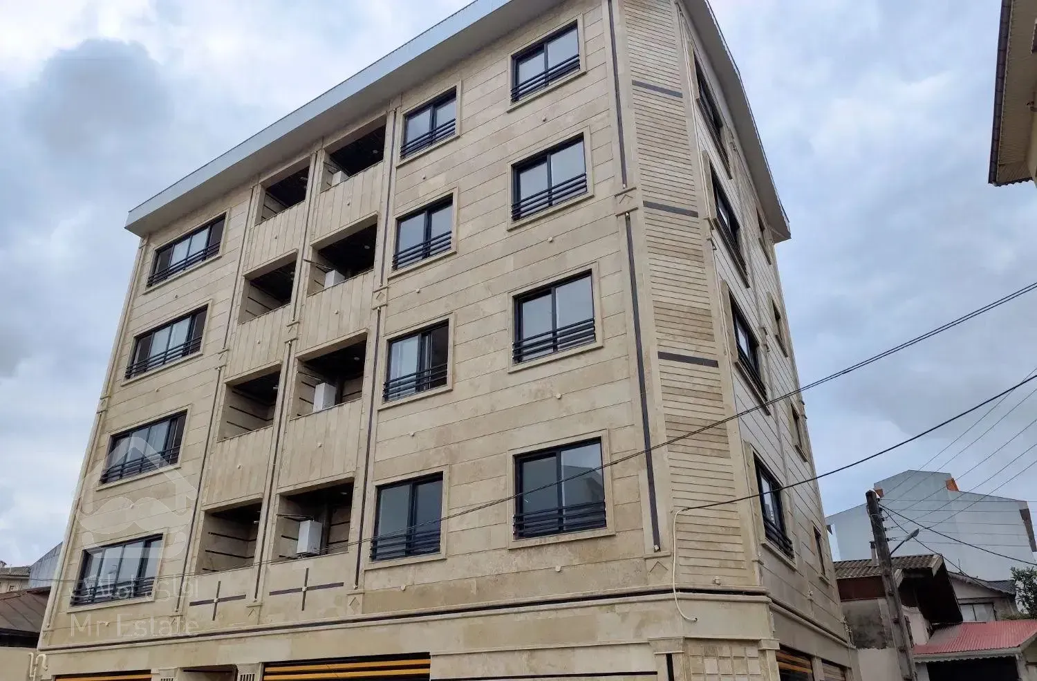 آپارتمان صفر سند دار ۱۱۰ متر خ رسالت