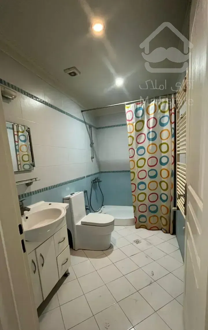 ۱۱۰ متر ۲ خواب خیابان یخچال