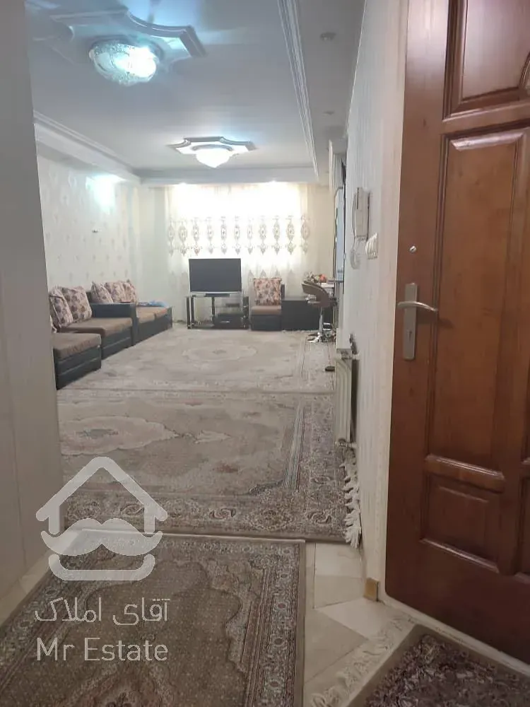 فروش فوری آپارتمان 95 متري در مفتح شمالي