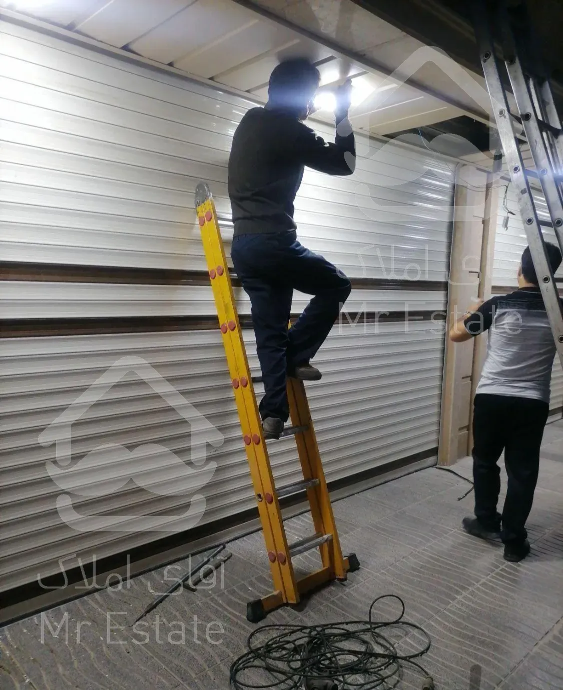 تعمیرات کرکره برقی وقدیمی.تعویض فنر.آذرتکنیک کرکره