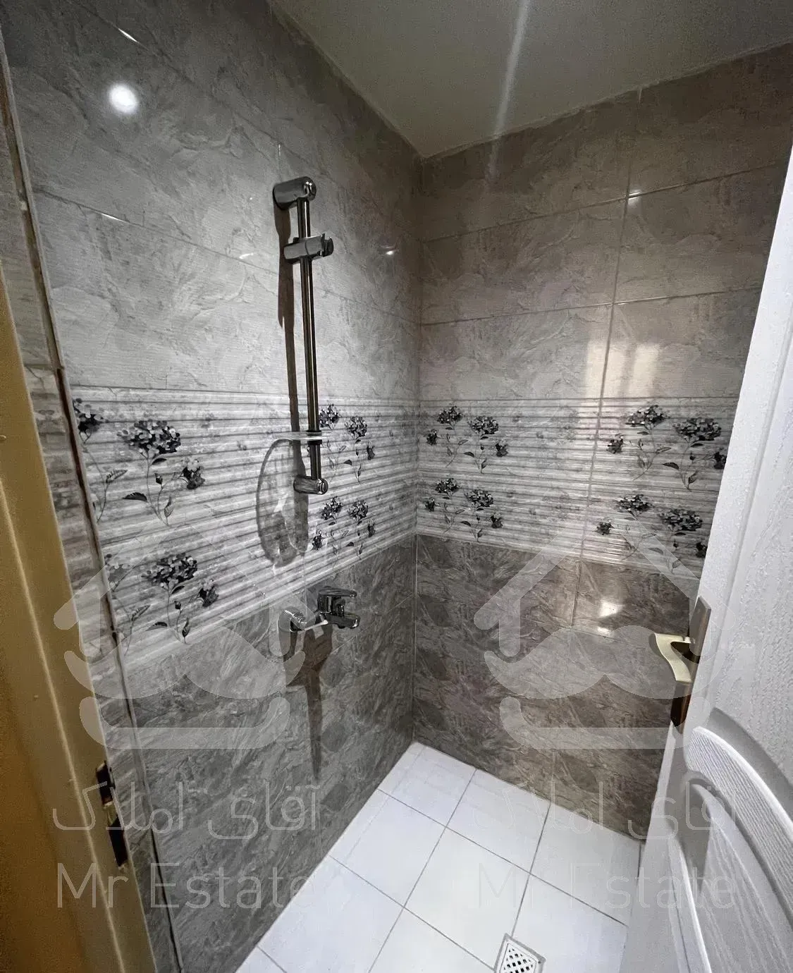 ١٣٠متر،٣خواب،فول،٣ساله،سعادت اباد