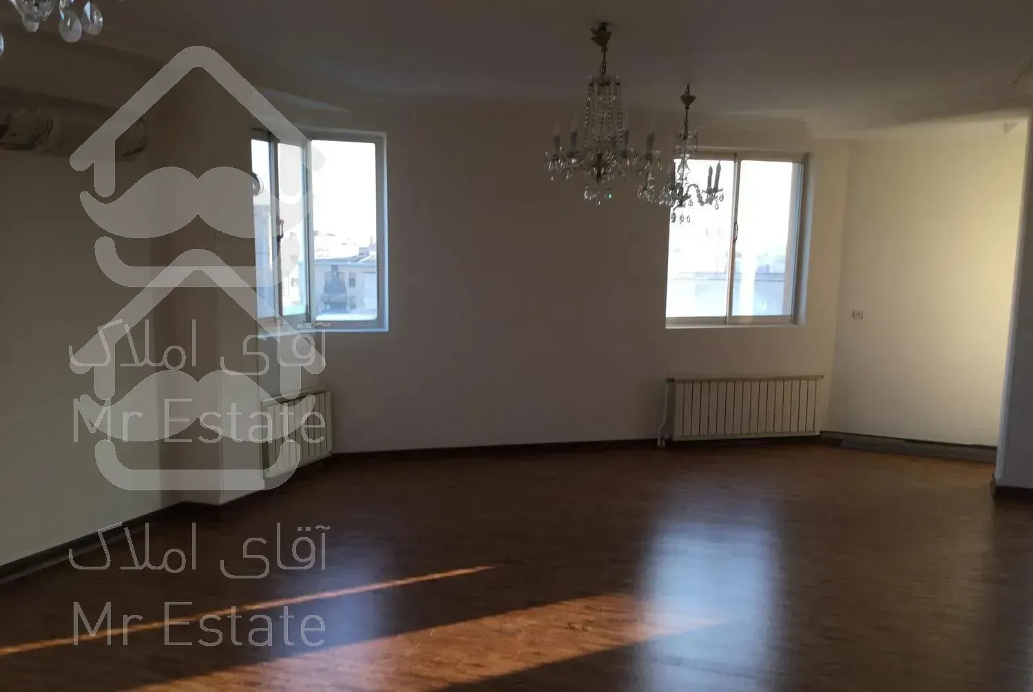 آپارتمان ۴ خوابه ۱۶۸ متری پنت هوس