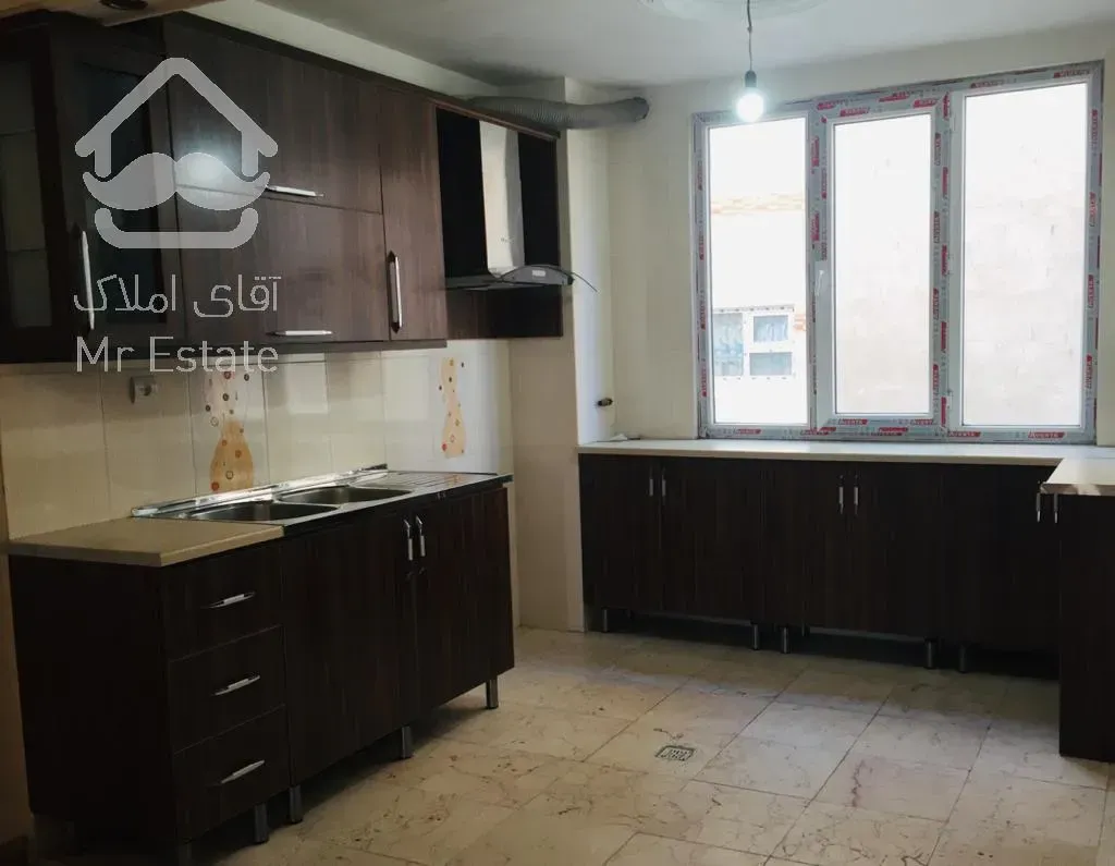 اپارتمان ۶۷متری ۲ خواب، فول امکانات،سال ۹۳ ، خوش نقش، قابل رهن ، وام دار