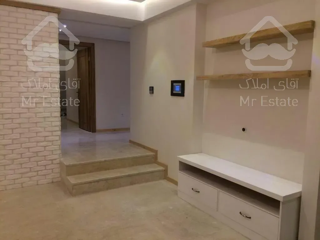 خرید آپارتمان 215 متری فرمانیه