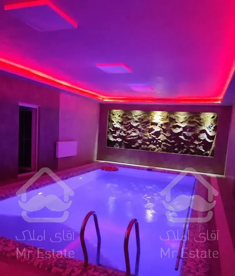 ویلا حیاط دار ۴خواب استخر دار مبلمان دارای بالکن