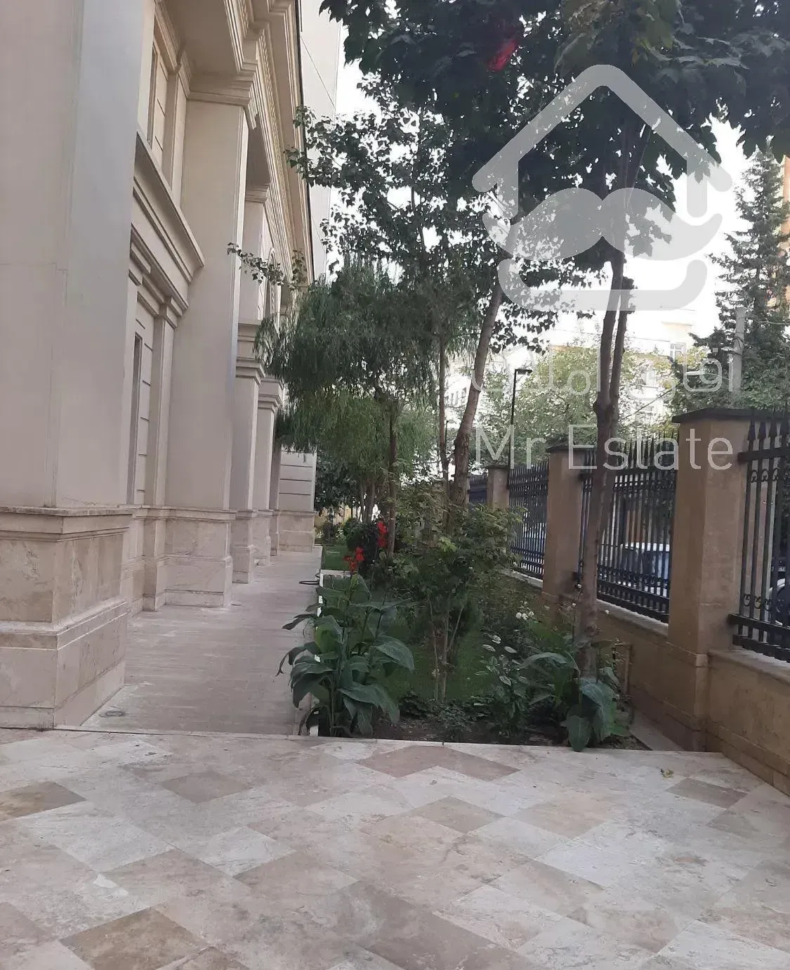 برج رویال گاردن ۱۲۵ متر دو خواب قابل تبدیل