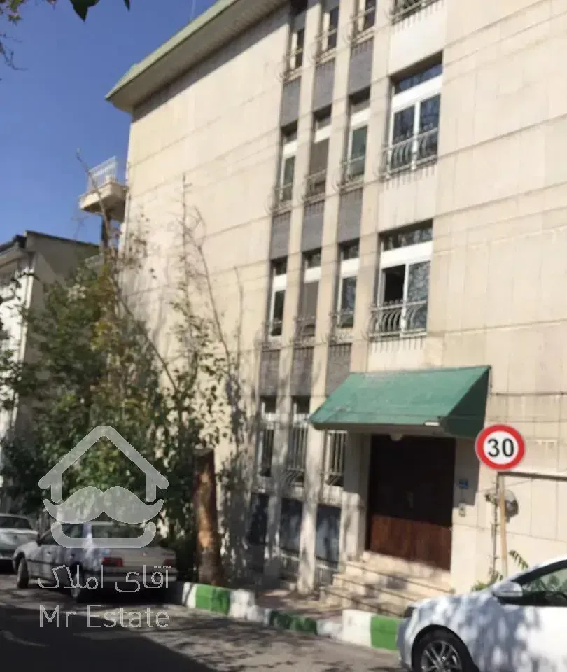 ۳۰۰متر جمشیدیه نیاوران