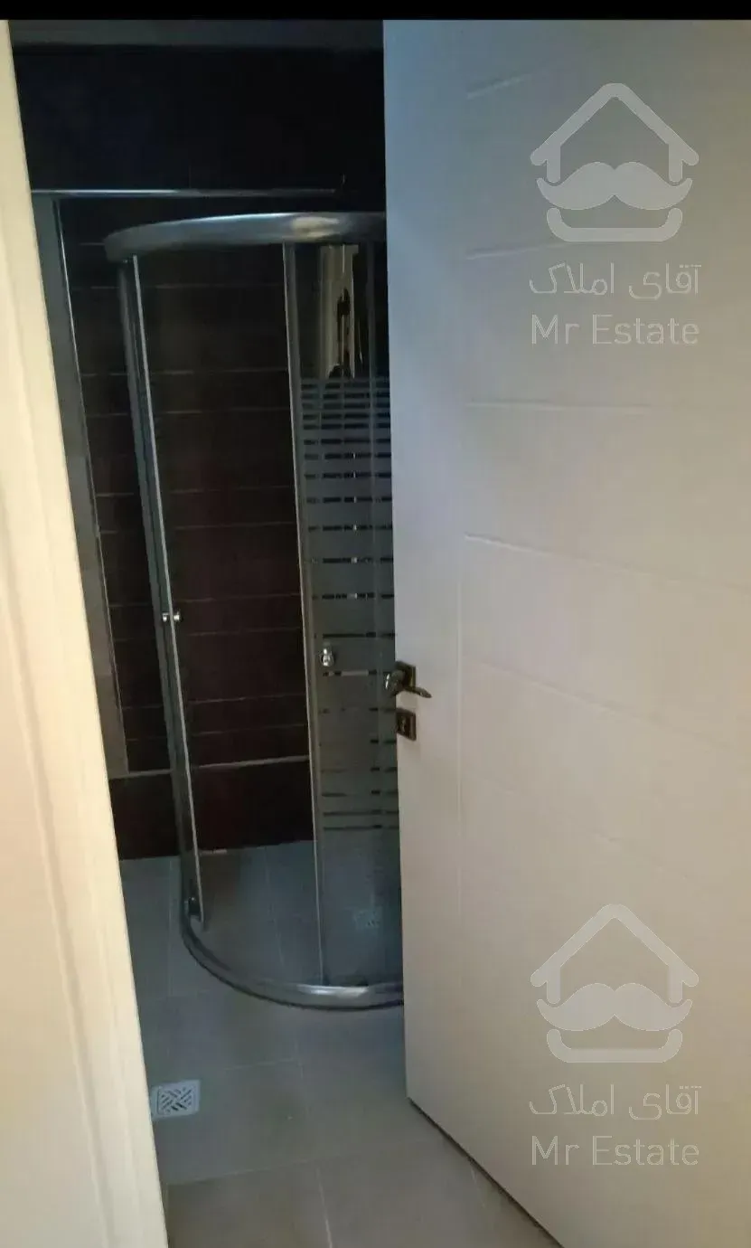 ۱۵۰متر۳خواب تهرانپارس غربی کلیدنخورده