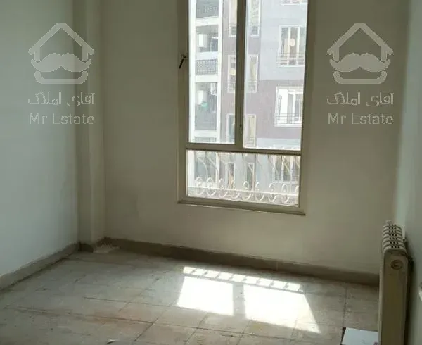 آپارتمان ۵۱ متر تک خوابه تمیز.