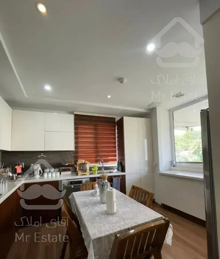 نیاوران ۱۱۵ متر/تراس قابل چیدمان بدون مشرف