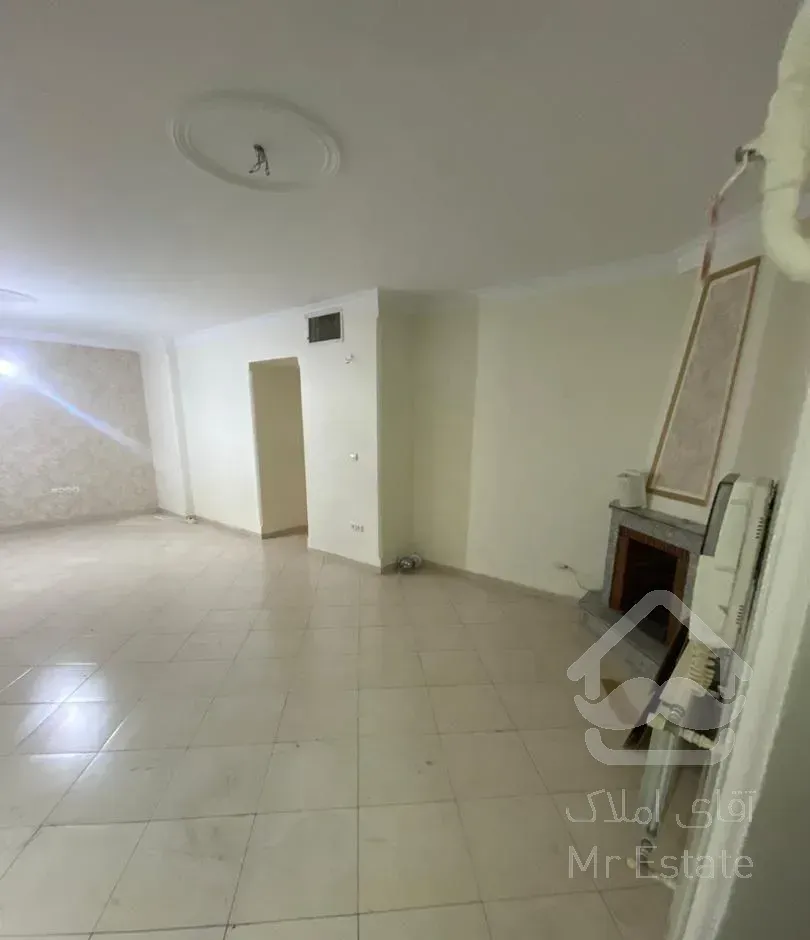 بهار شیراز.   ۸۳  متر  فول