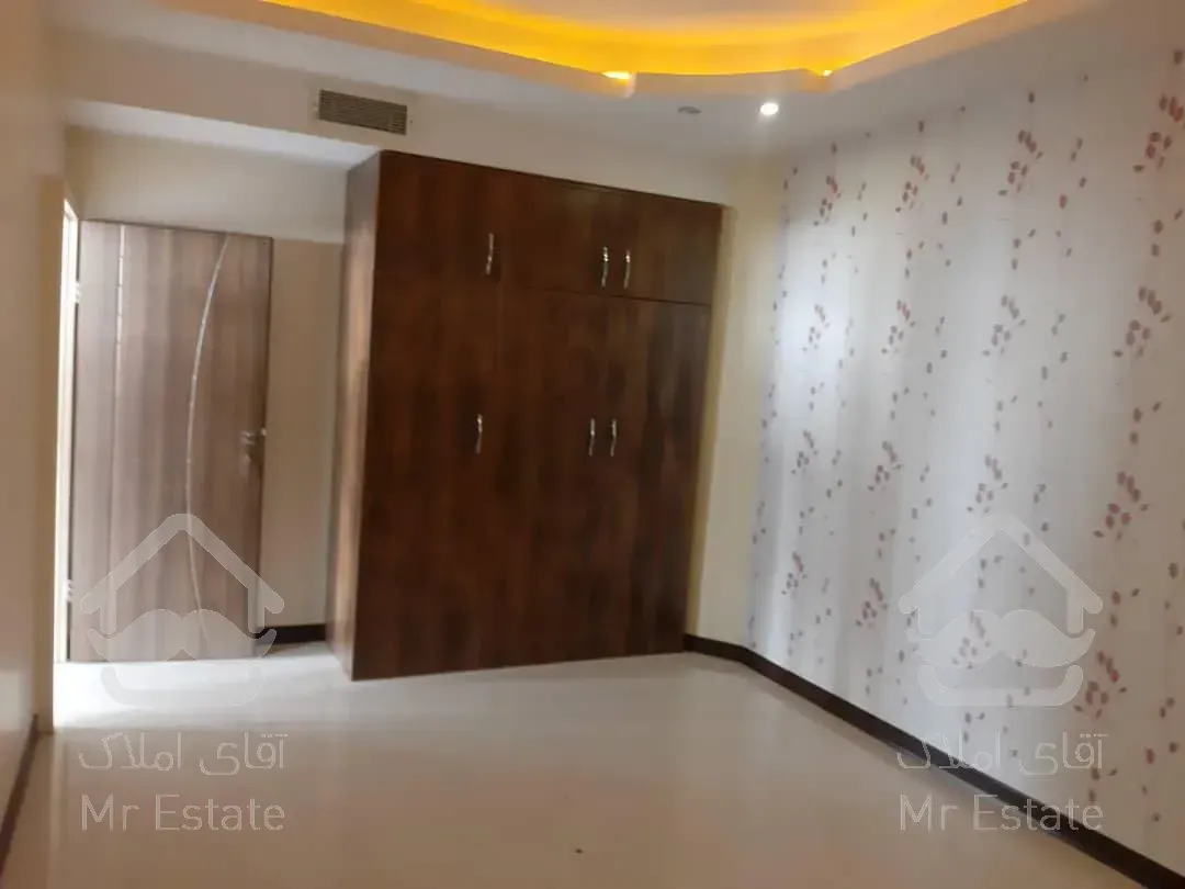 آپارتمان ۹۶ متری دو خواب امکانات عالی سال ساخت ۱۴۰۰