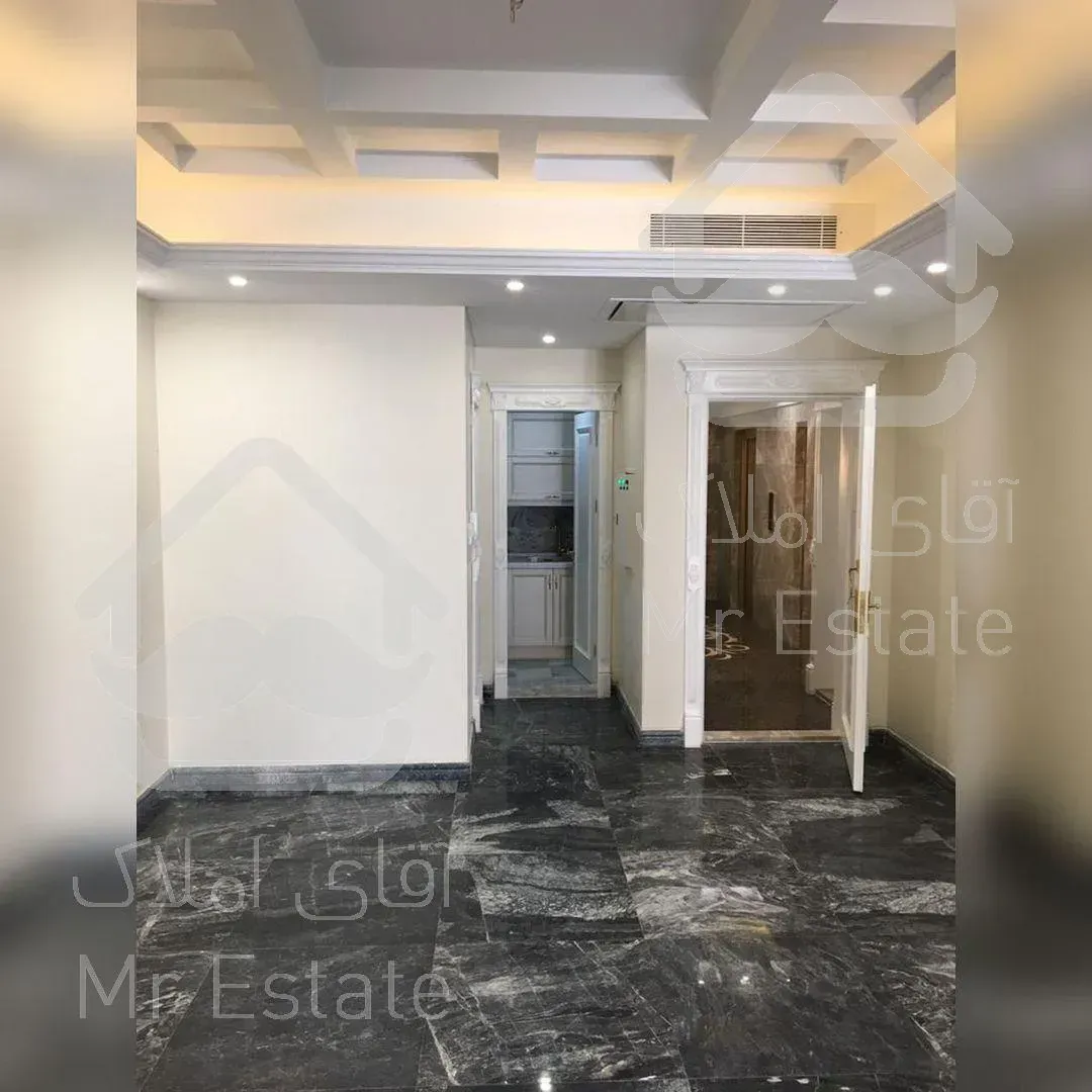 خرید موقعیت اداری ۶۸ متر نیاوران