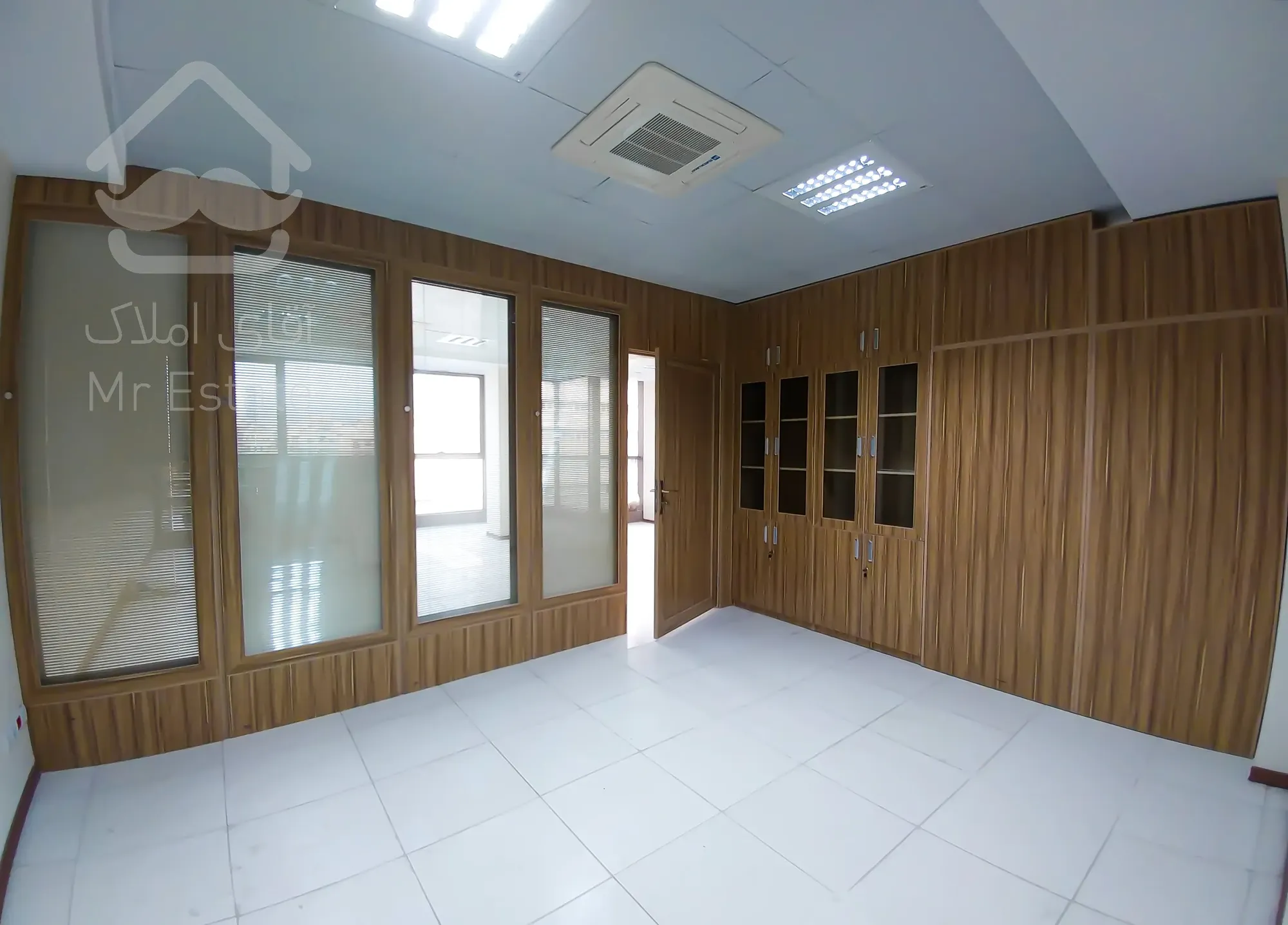 اجاره دو واحد 67 و 89 متر اداری بر خیابان آزادی