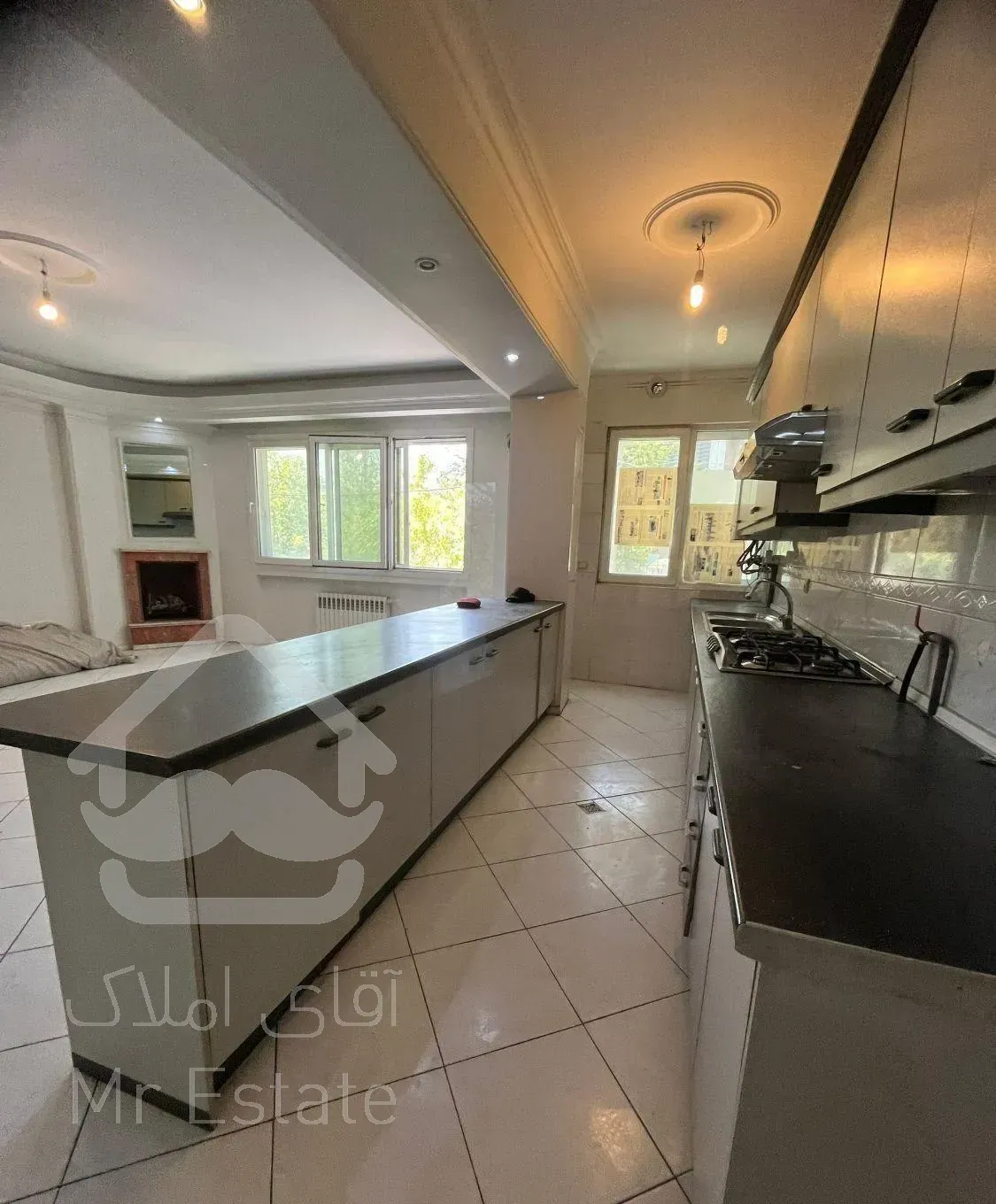 ۱۱۵ متر ۲ خواب ،فول //بازسازی نشده قیطریه