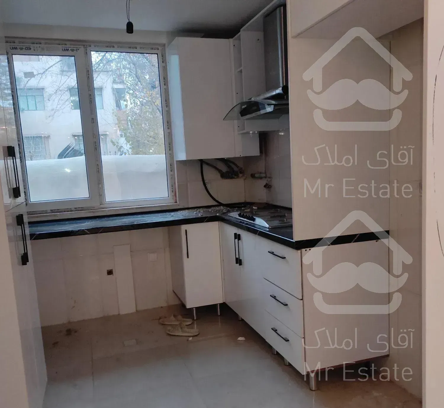 کلیدنخورده ۵۰متری فول امکانات