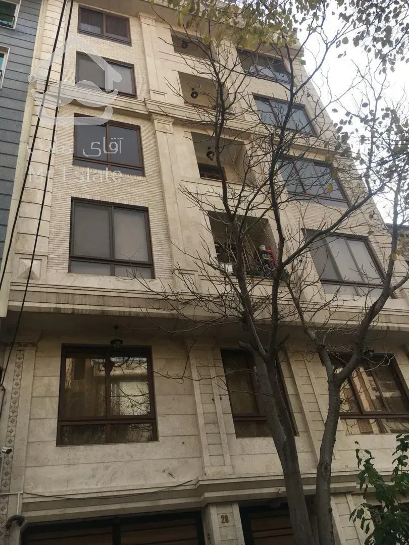 ۵۳ متر سازمان برنامه جنوبی