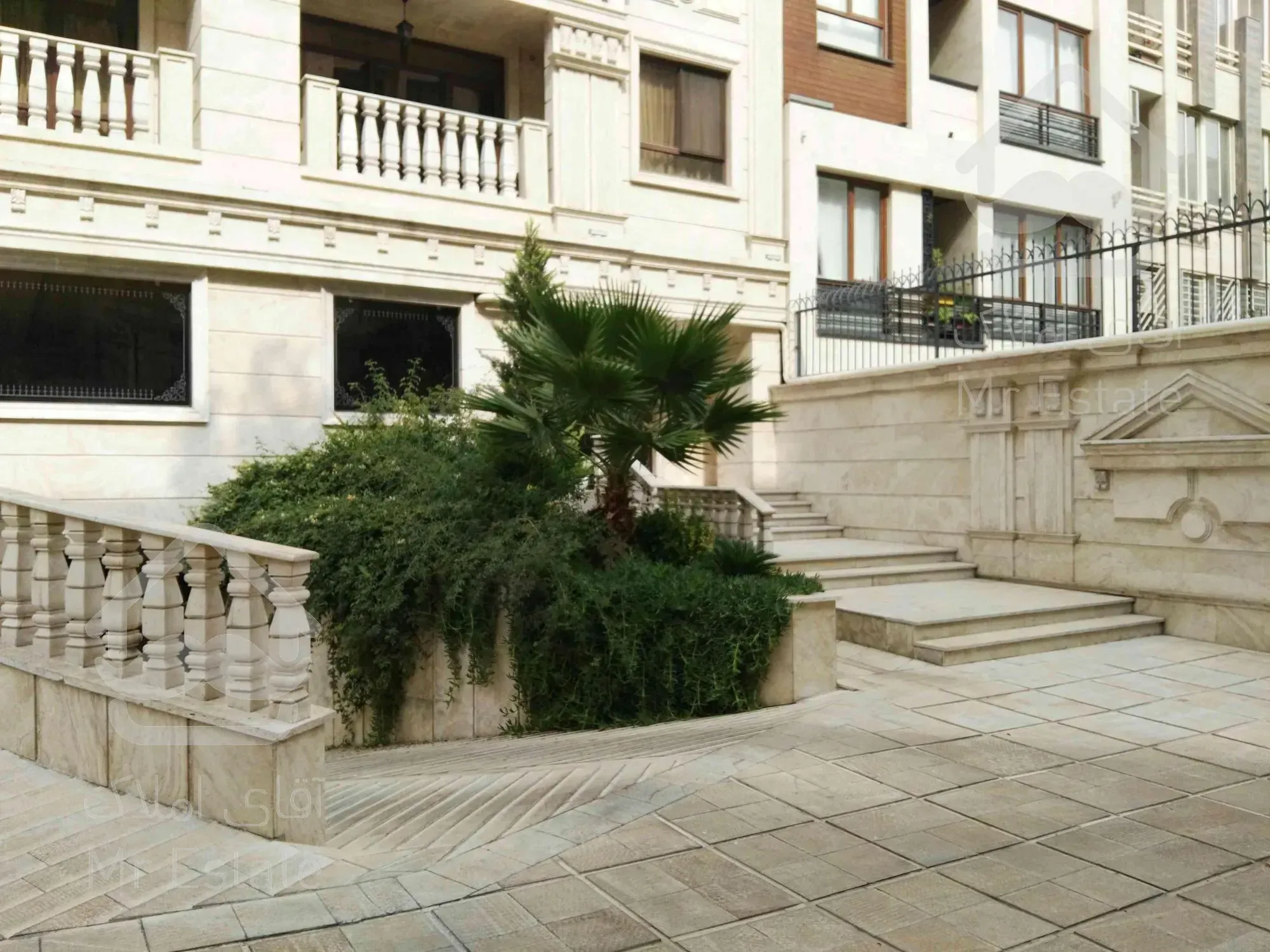 خرید و فروش آپارتمان سه خواب سازمان برنامه شمالی