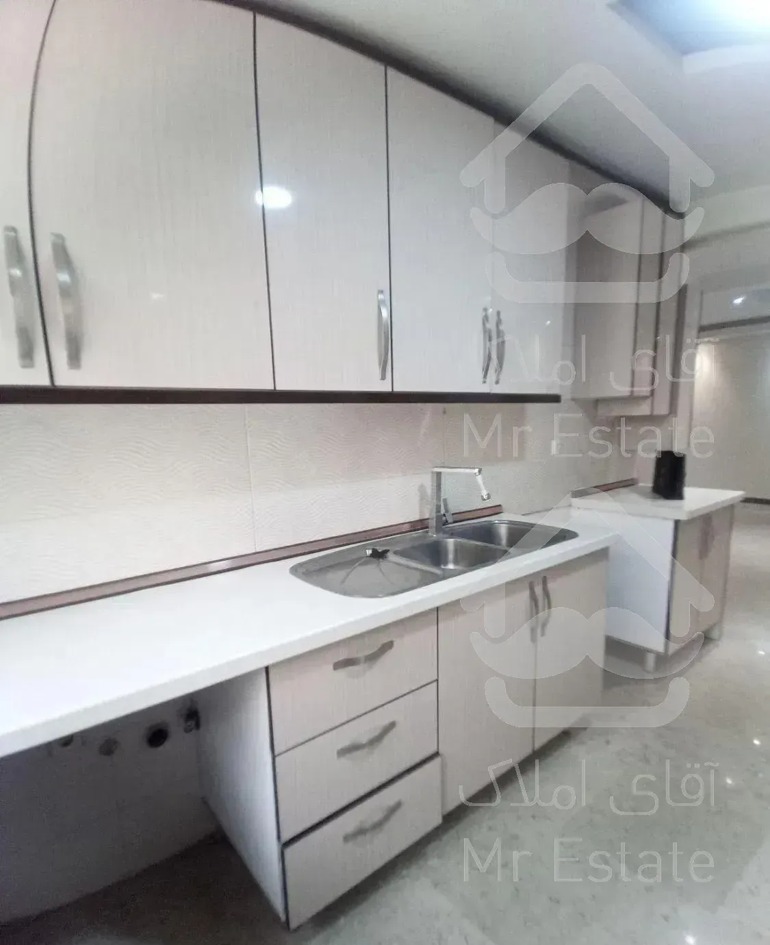 ۹۰ متر، ۲ خواب، ۶ساله، خواجه‌ عبدالله