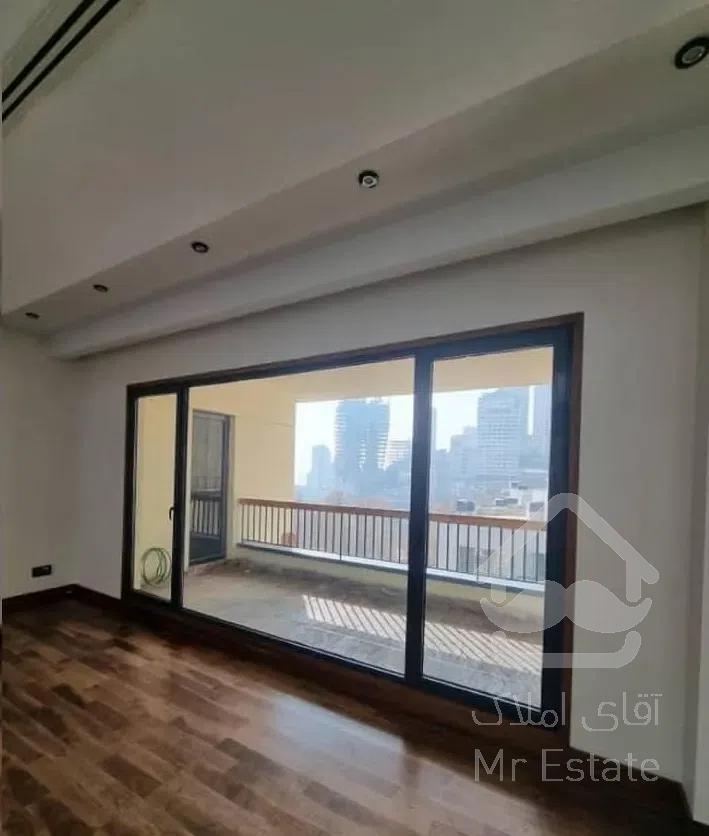 آپارتمان ۲۲۰ متری ۴ خوابه بوستان جوانمردان