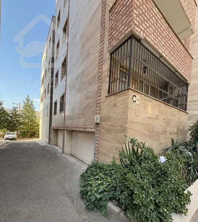 ۱۱۰متر فاز۲ محله۱ کد254(حمیدورمقانی کارشناس حقوق)