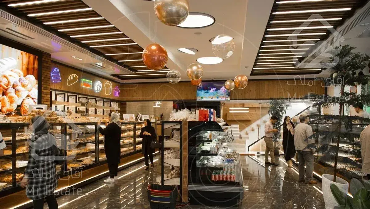 100 متر کف 30 متر بالکن