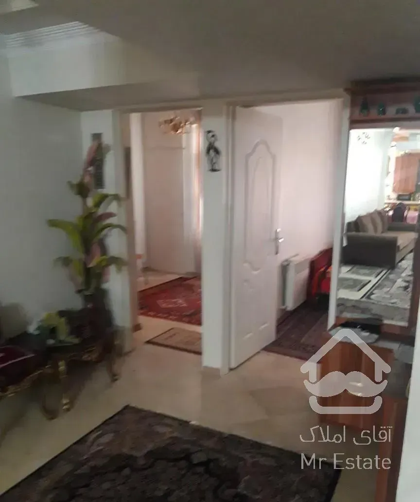 ۹۰ متر آپارتمان ارزنده/سالن پرده خور/تک واحد/فرجام