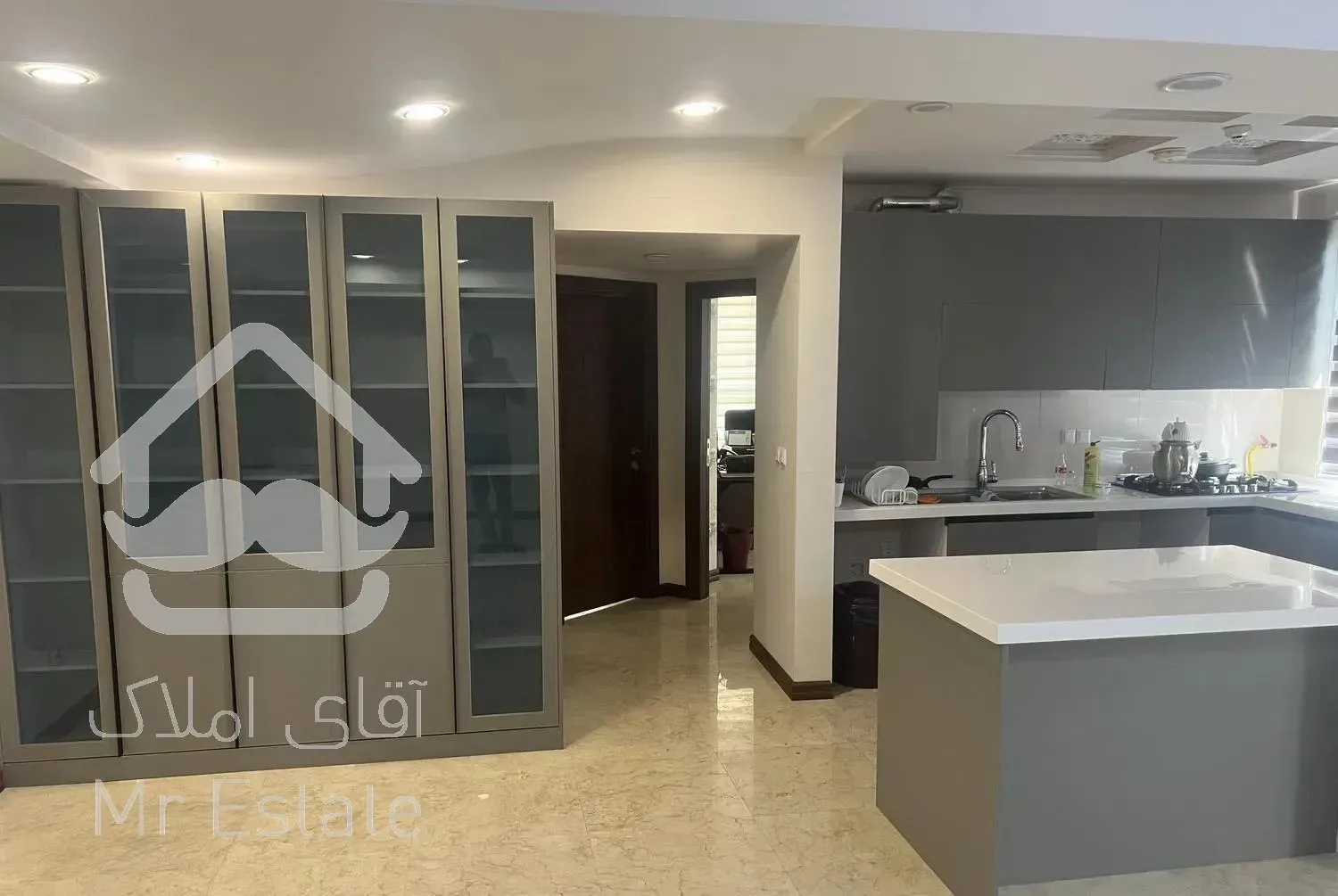 آپارتمان ۱۱۵ متری پاسداران