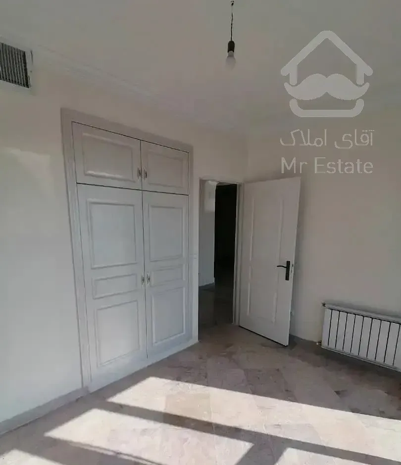 ۹۵مترخاص۲پاسیو ۱۵متری مسقف فول امکانات