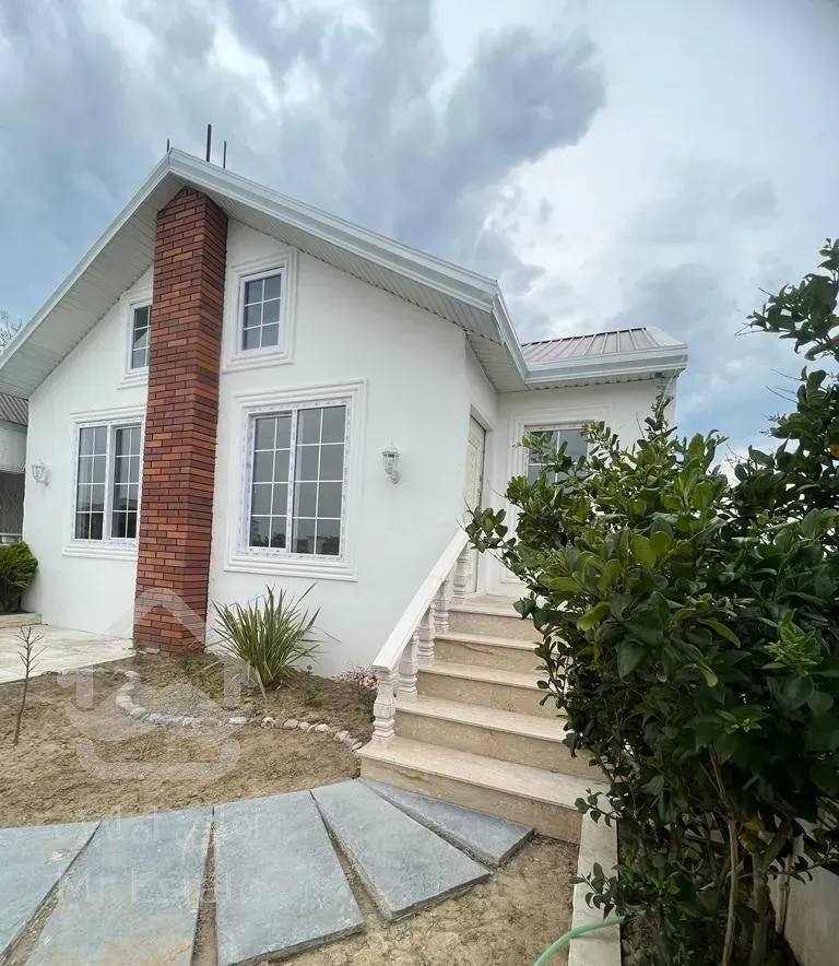 ویلا 190 متر زمین دو خوابه با سند