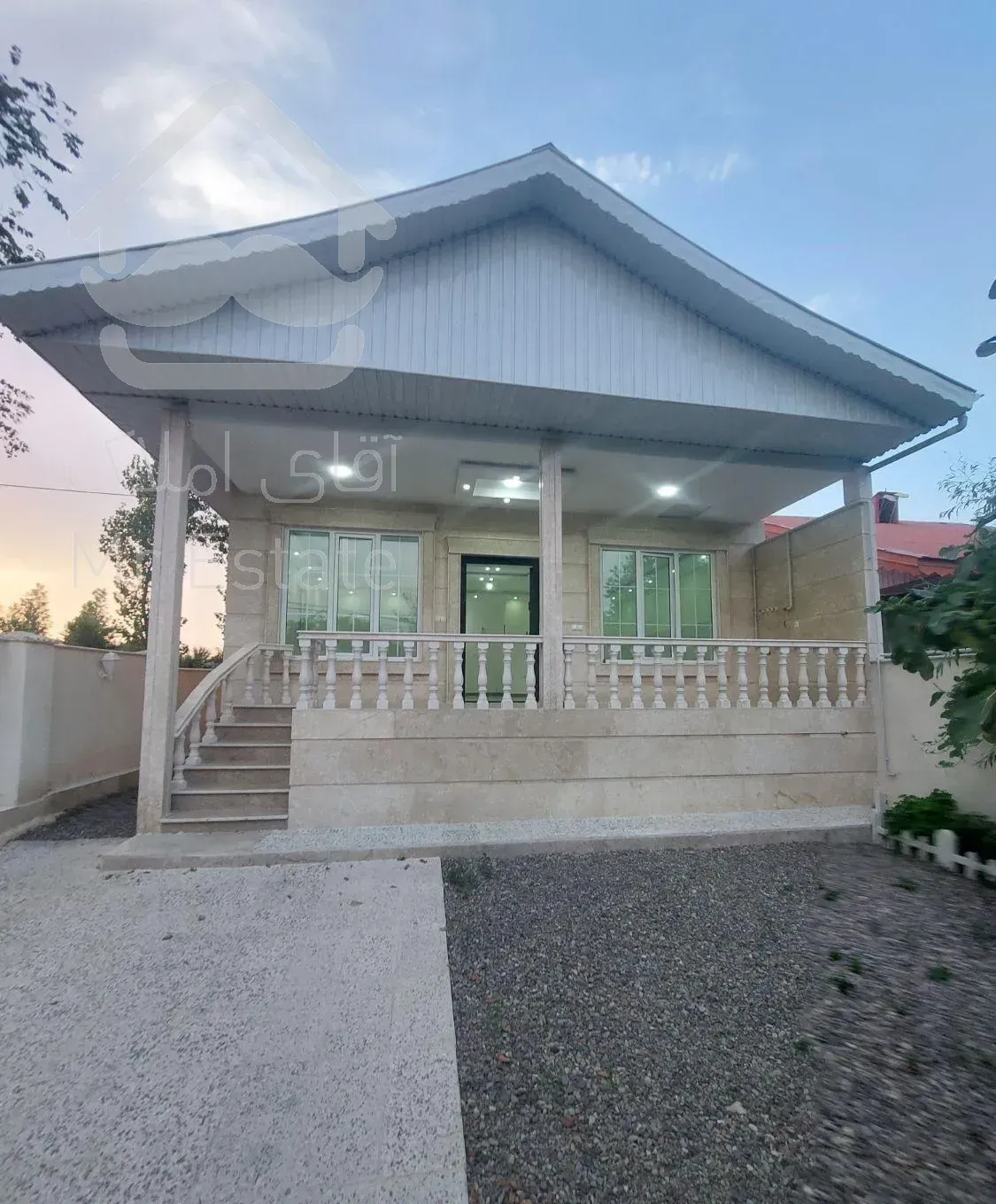 ویلای زمین متر220بنا 90متر جاده ماسوله