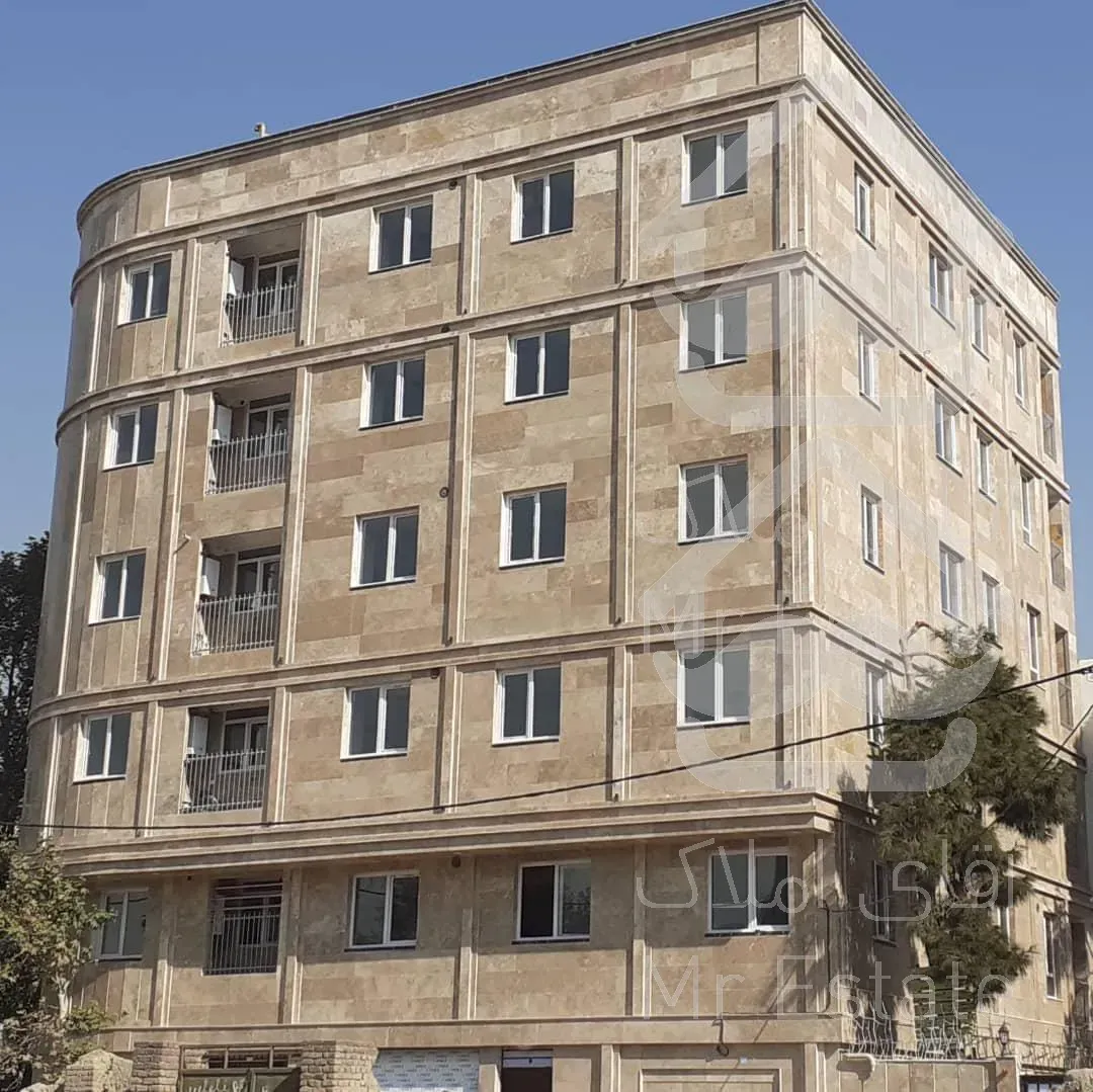 اپارتمان 100 متری موقعیت اداری