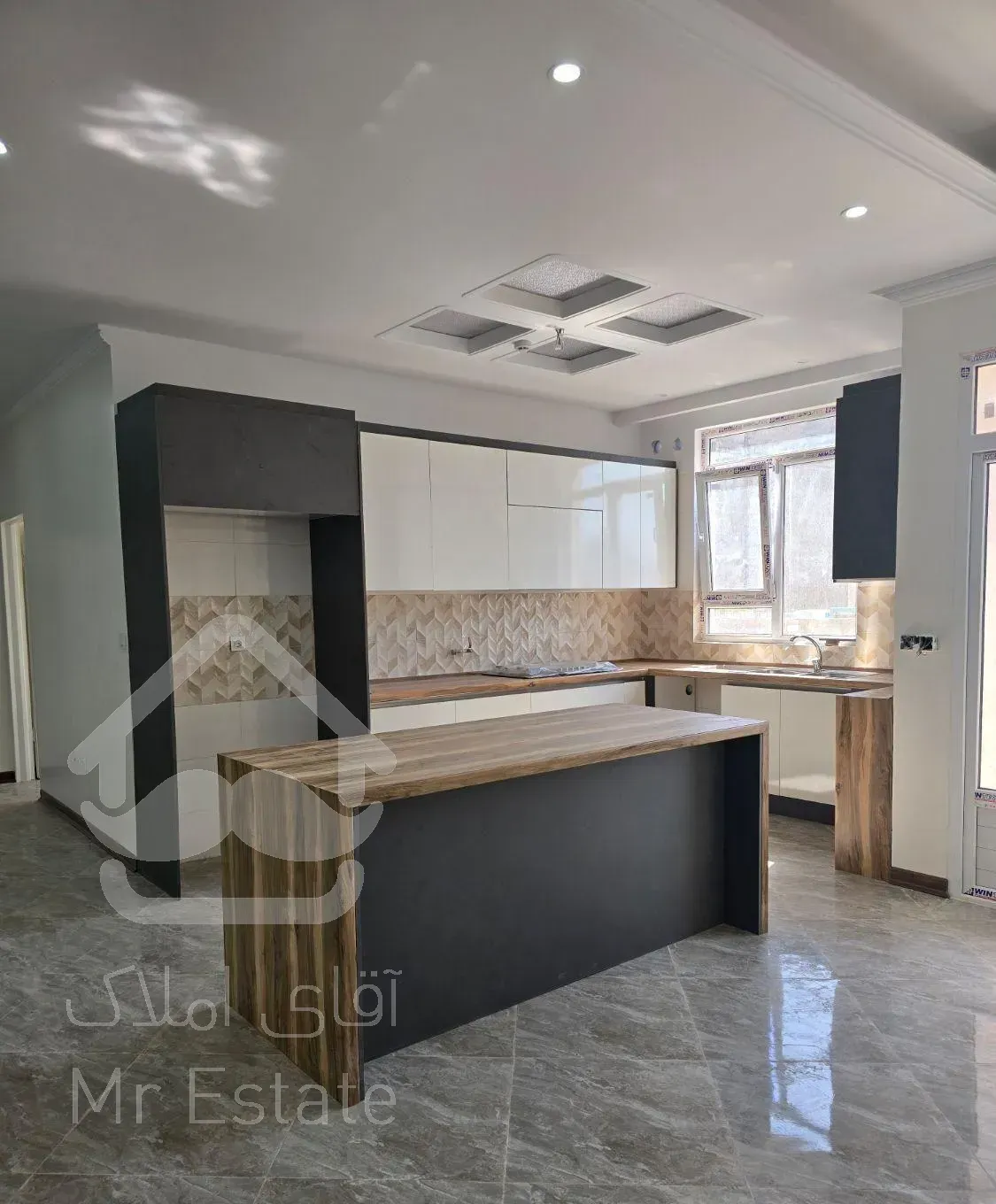 فروش آپارتمان کلیدنخورده فول امکانات