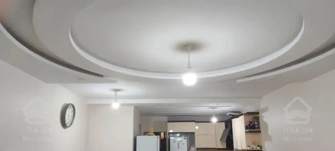 واحد ۸۲ متری همکف خ شقایق کیانشهر