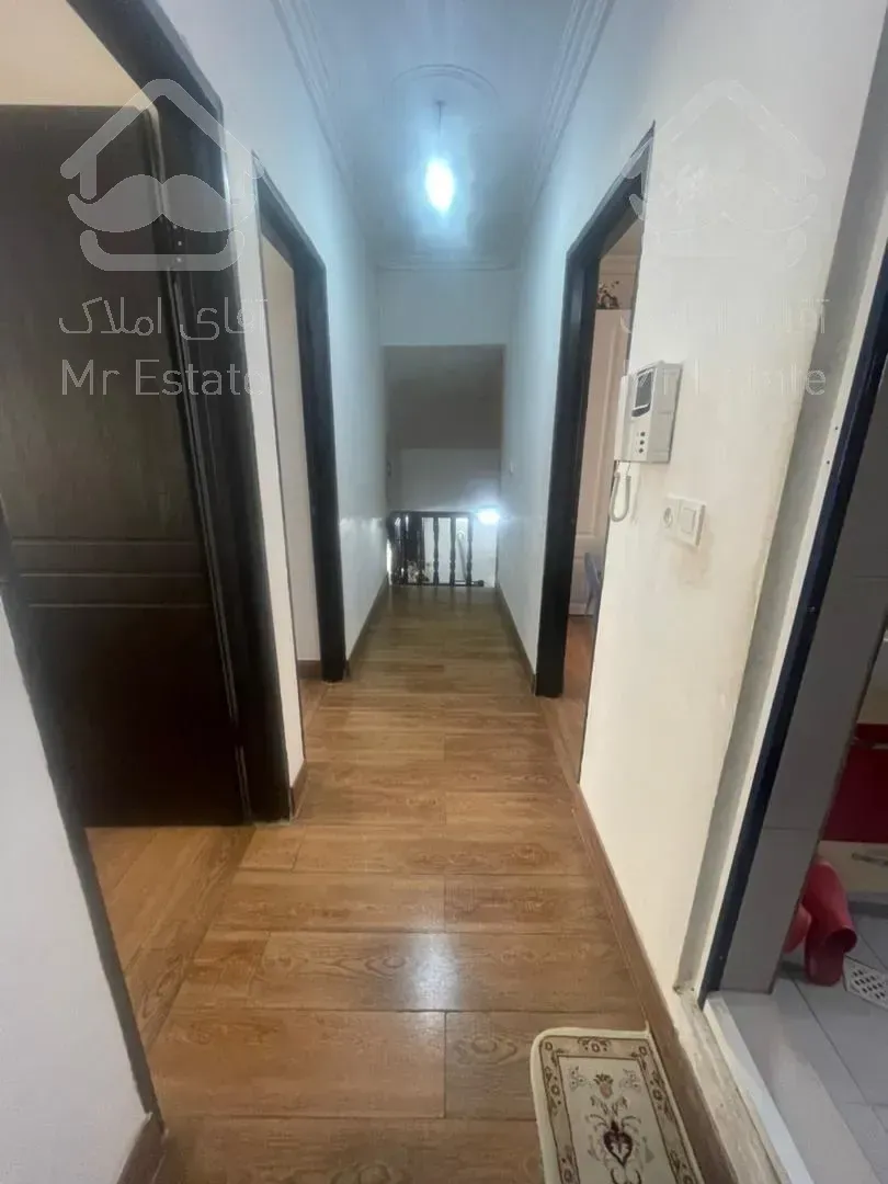 فروش خانه دوبلکس. تهاتر با آپارتمان. 3 خواب. باغ. شخصی‌ساز.