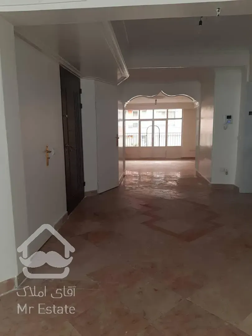 آپارتمان ۱۱۷ متری در ۲۴ متری سعادت آباد