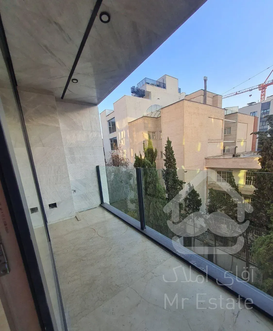 ۱۱۰ متر ، ۲ خواب ، کلید نخورده ،تاپ میرداماد