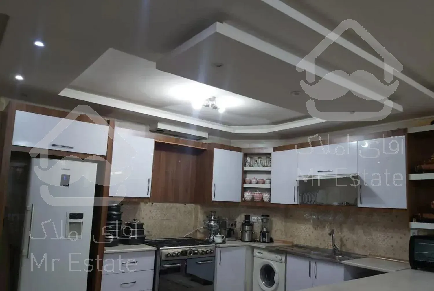 اجاره آپارتمان۱۱۰متر دوخوابه  وشیک در خ اشراق