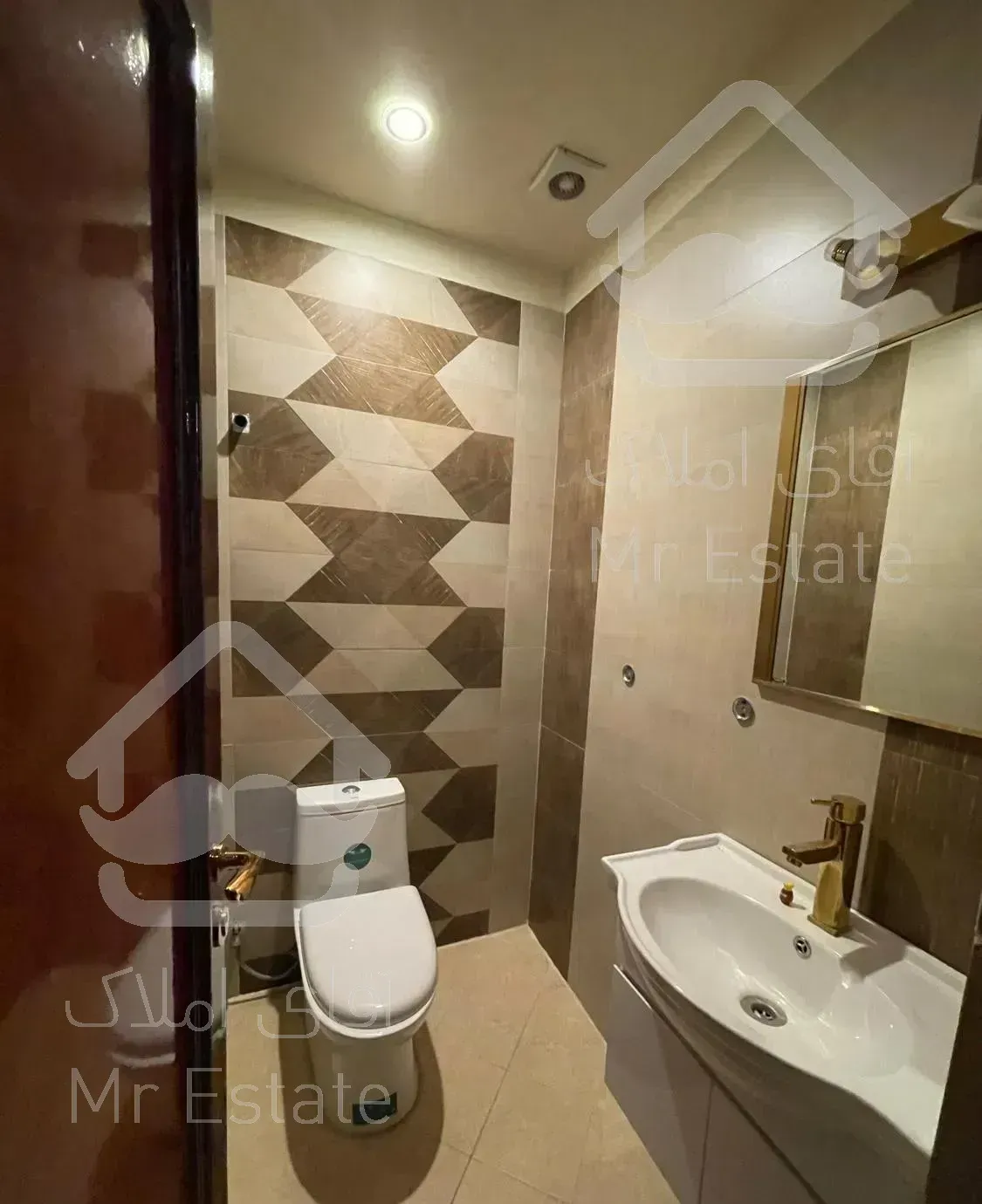 120متر/ هروی/ روف گاردن