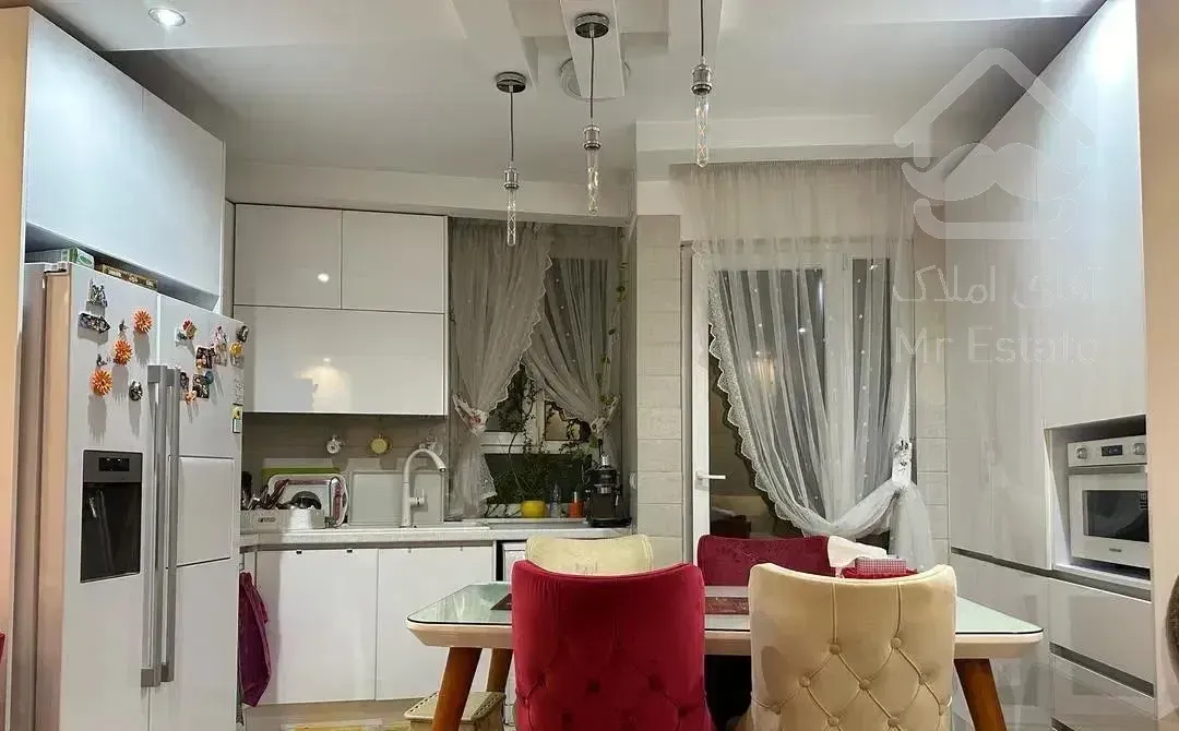 فروش‌آپارتمان ۶۸ متری،دو خواب، شریعتی، معلم