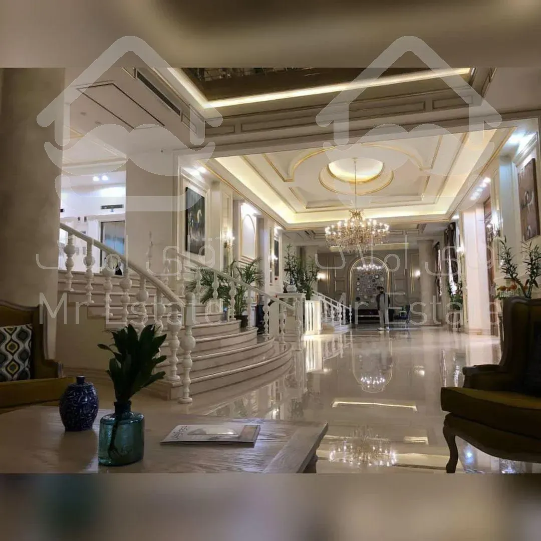 آجودانبه برج باغ برند 190متر ۳خواب ۳ پارکینگ سندی