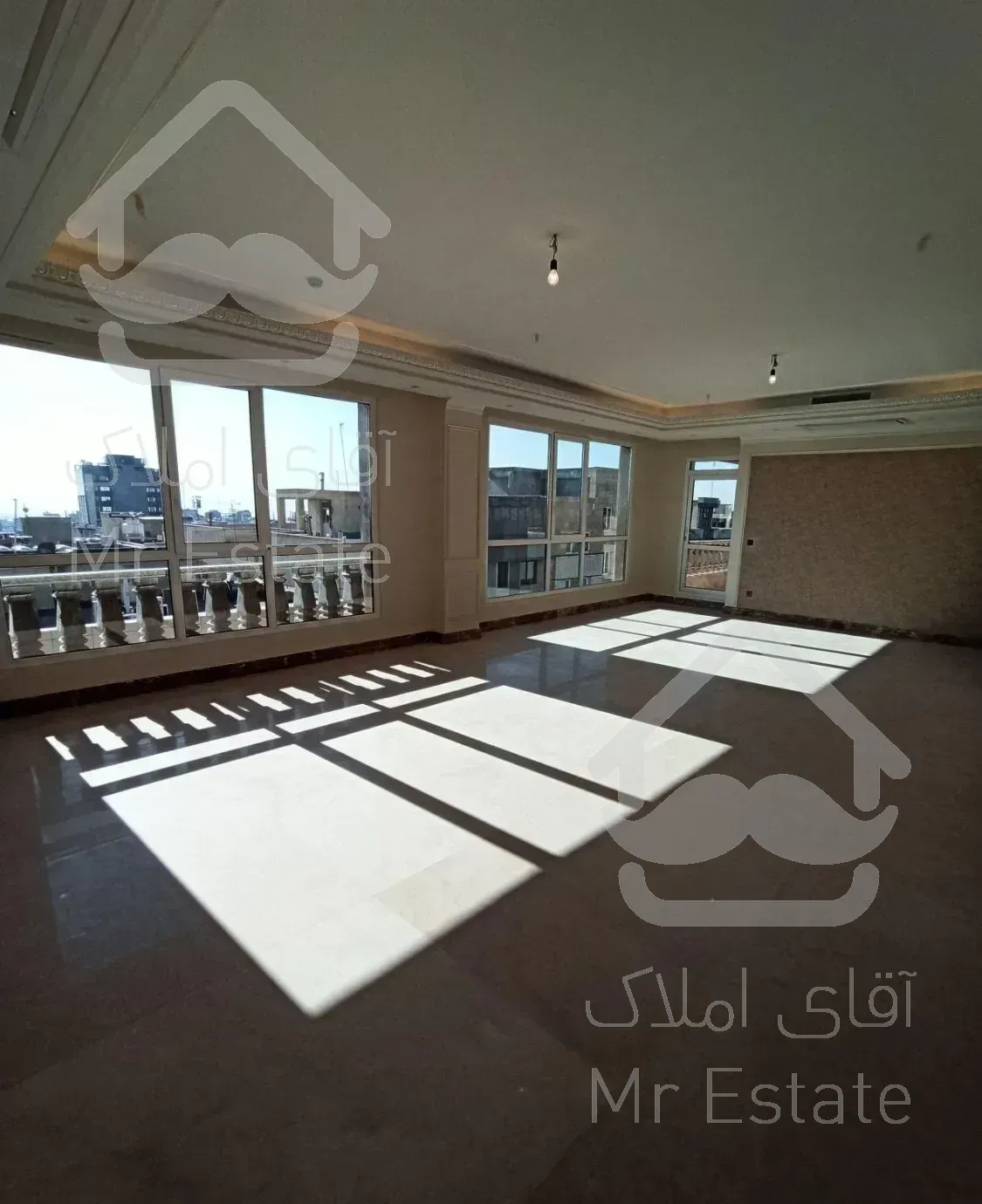 آپارتمان ۲۹۲ متر چهارخوابه کلیدنخورده در قائم مقام