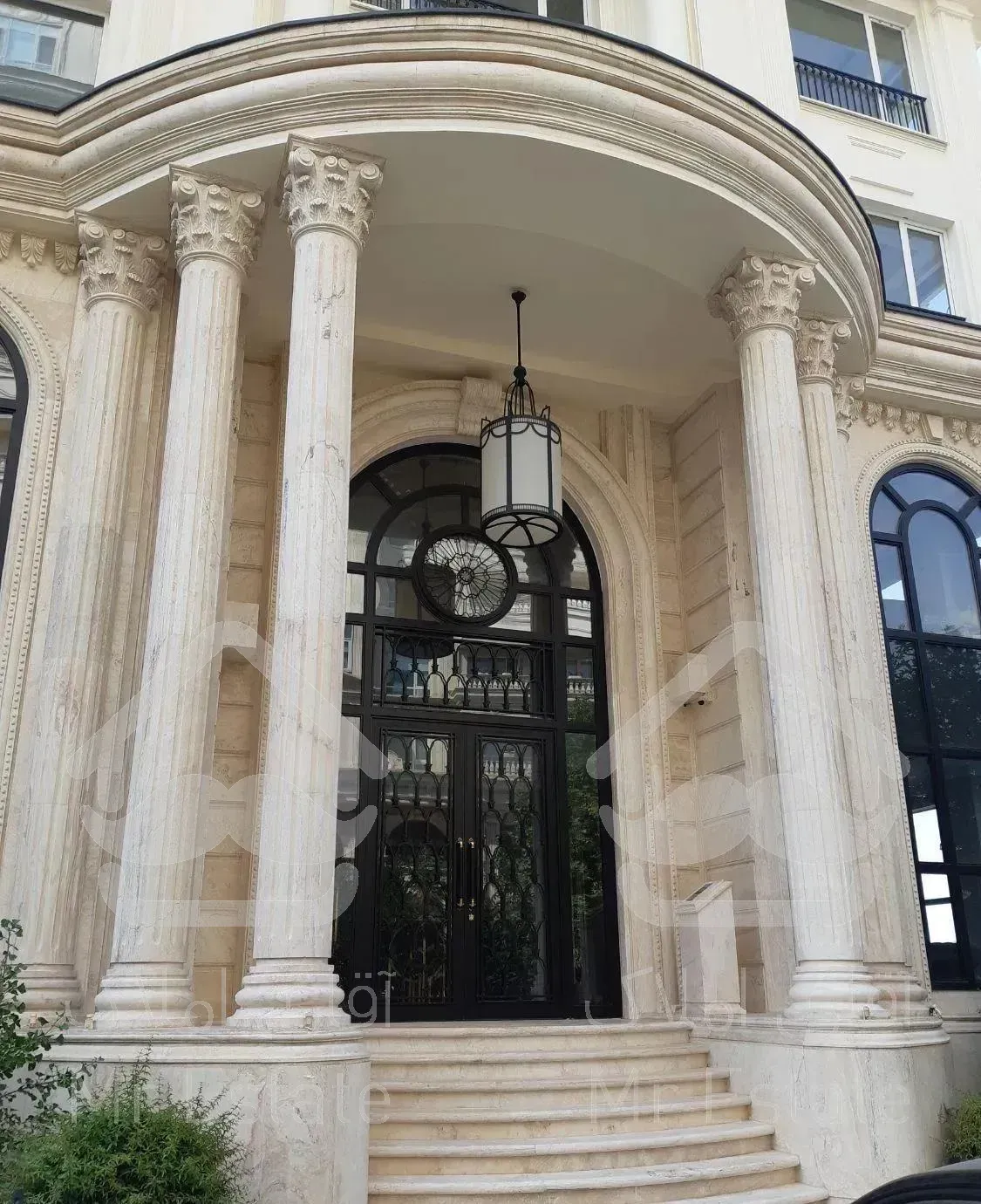 ۲۶۰مترآپارتمان برج برند زعفرانیه